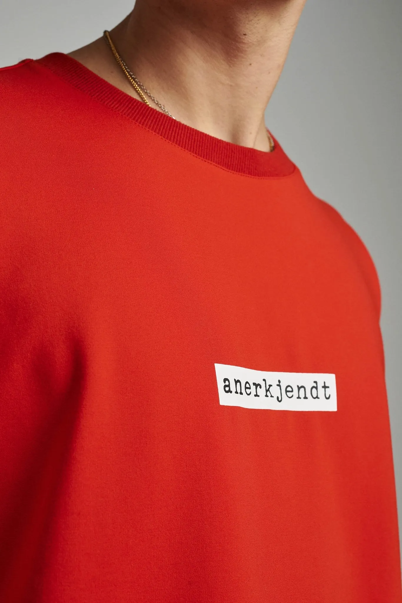 AKARNE SWEAT W/LOGO - Red Clay