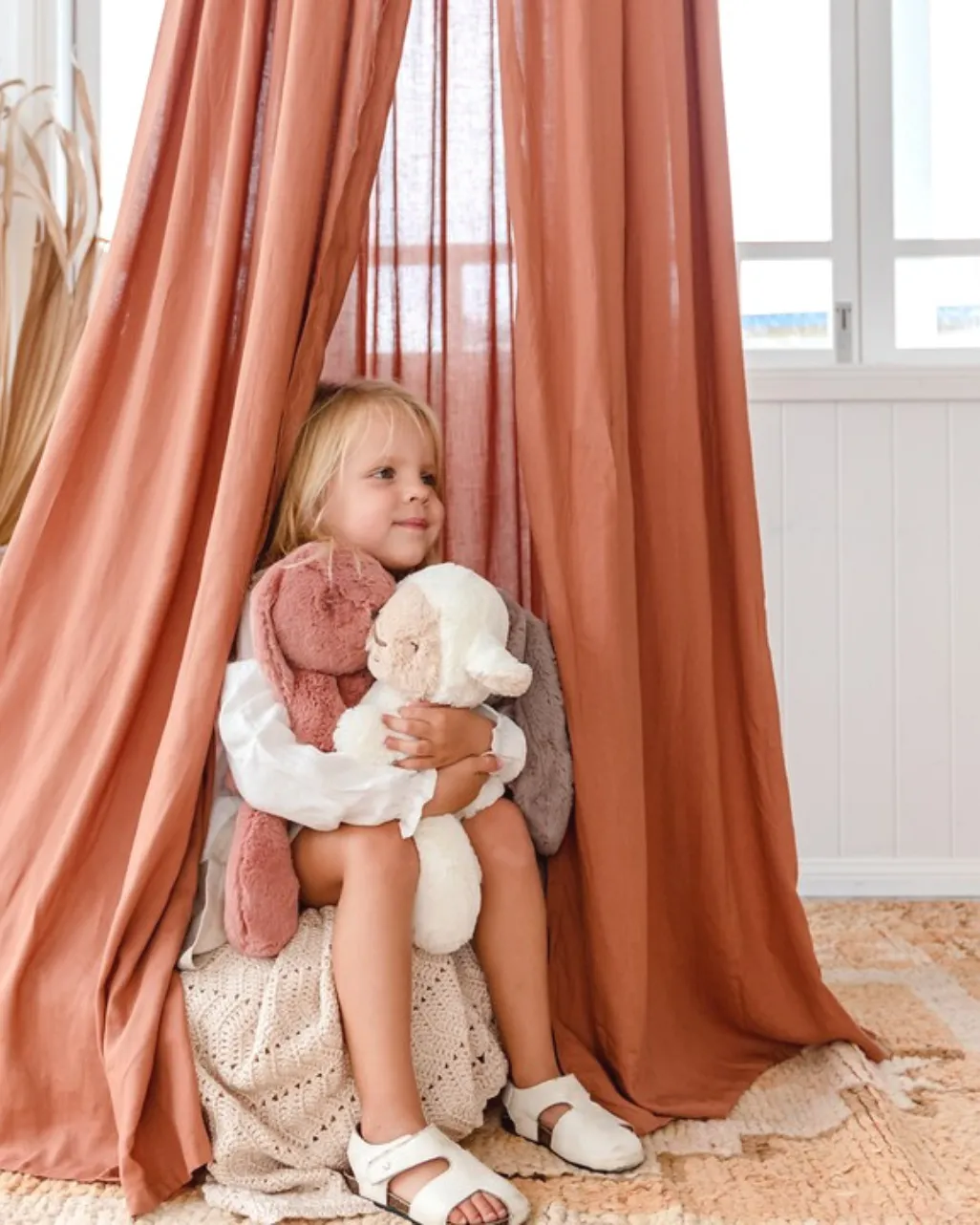 OB Designs | White Lamb - Lee Lamb Huggie